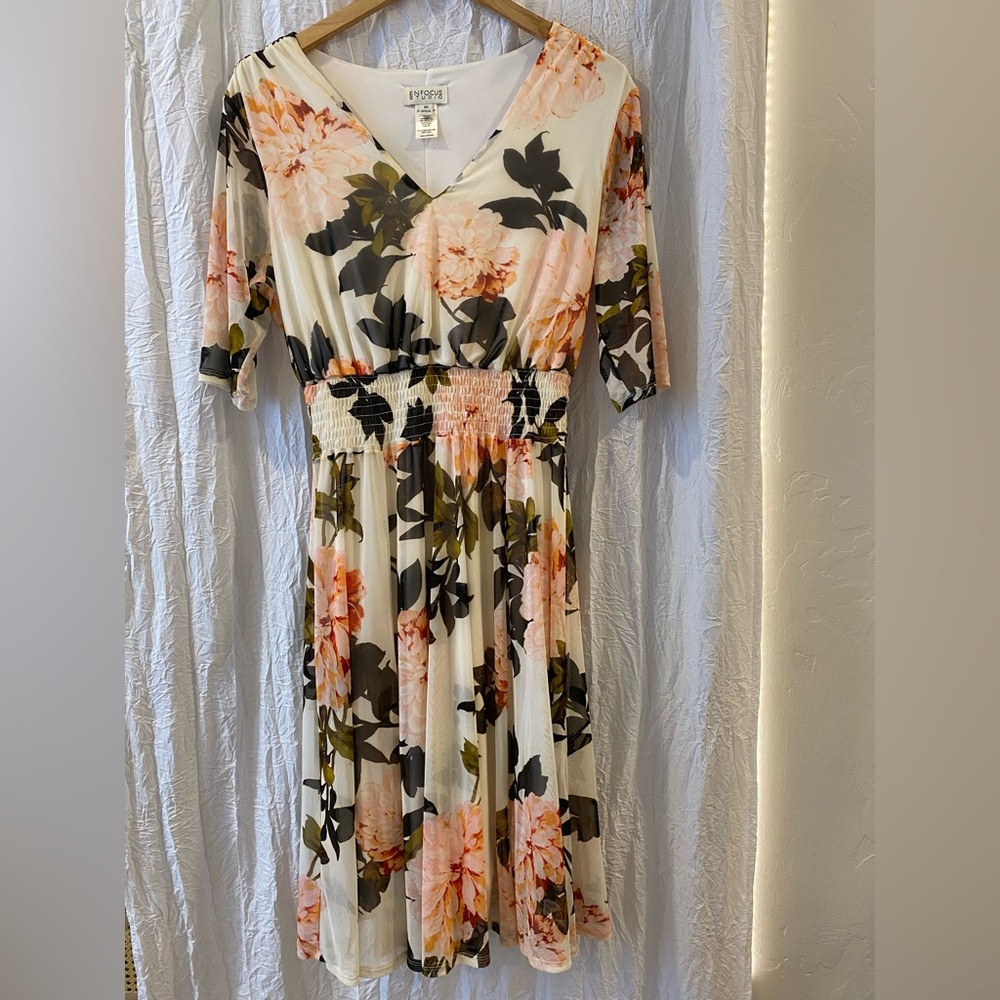Elegant Women’s Pink Floral Dress